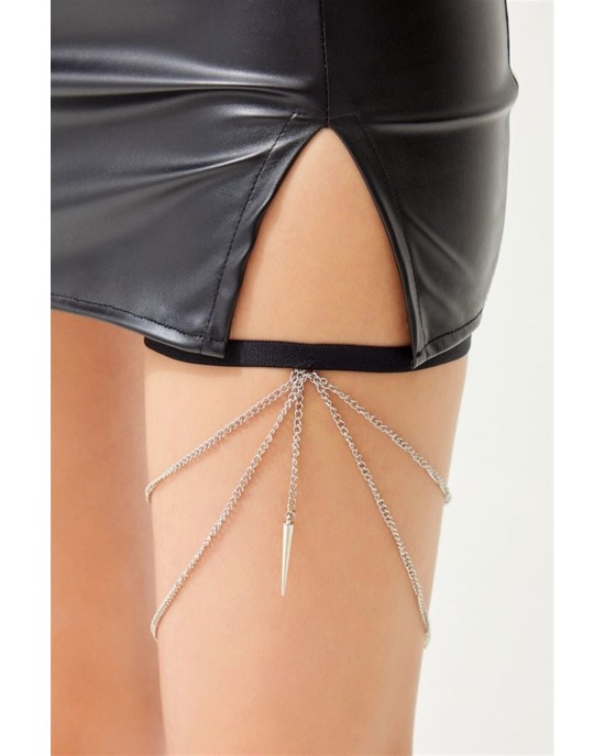 Cottonhill Adjustable Women's Thigh Accessory with Black Fabric Band Detail and Silver Chain